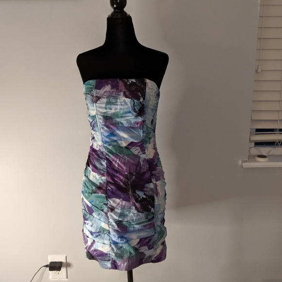 Esley Strapless multicolor print dress sz small - Picture 5 of 8